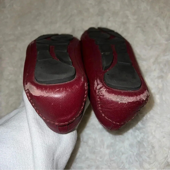 Michael Kors Ballet Flats Deep Red with Gold Detail Size 9.5 - Picture 3 of 8